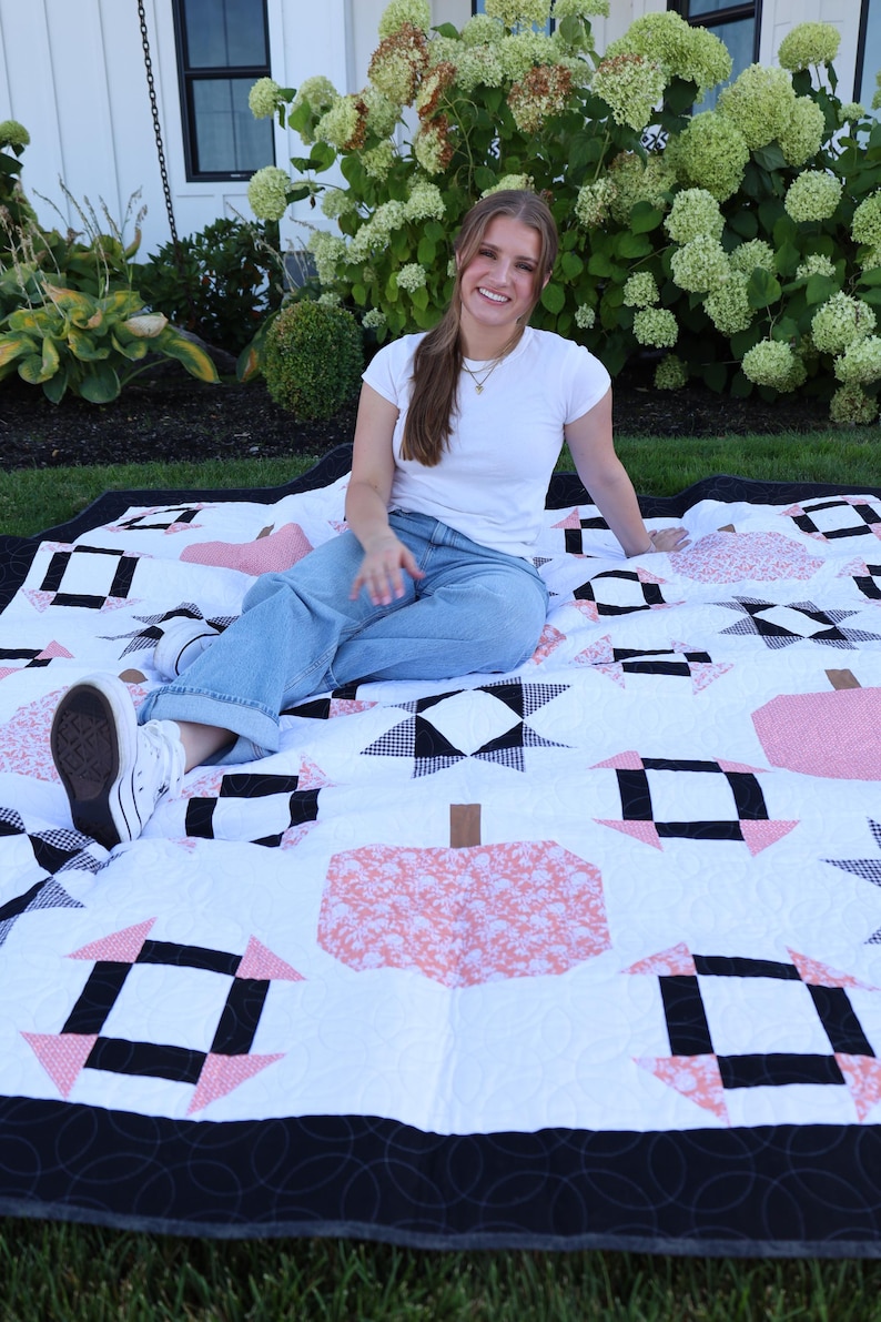 Country Pumpkins PreCut SewReady Quilt Kit »