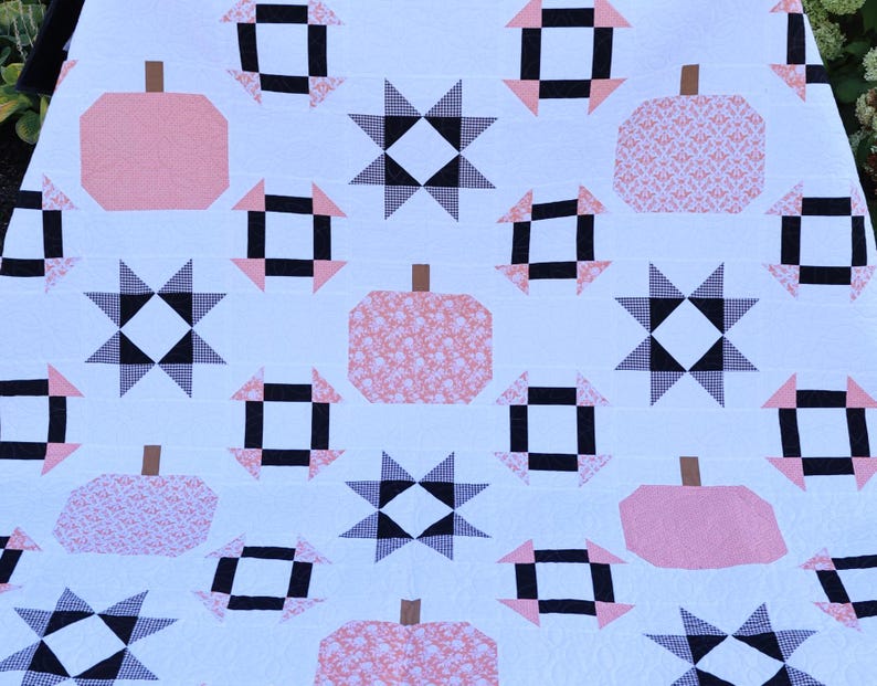 Country Pumpkins PreCut SewReady Quilt Kit »